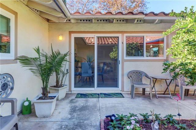 3008 Via Buena A, Laguna Woods, CA 92637