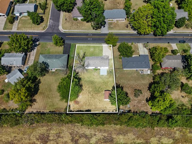 210 W TEXAS AVE, Columbia, MO 65202