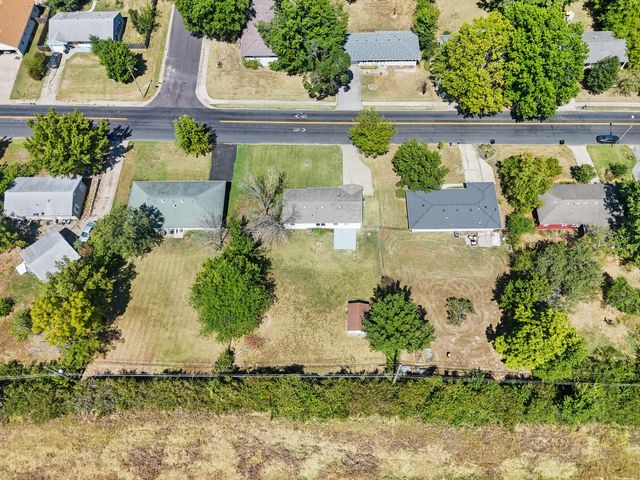 210 W TEXAS AVE, Columbia, MO 65202