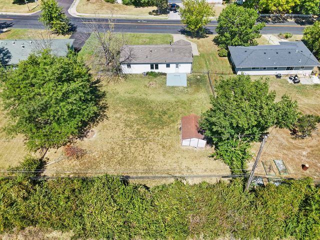 210 W TEXAS AVE, Columbia, MO 65202