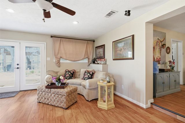36455 Joe Loggins Road, Hempstead, TX 77445