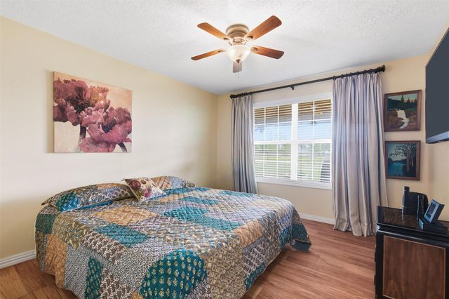 36455 Joe Loggins Road, Hempstead, TX 77445