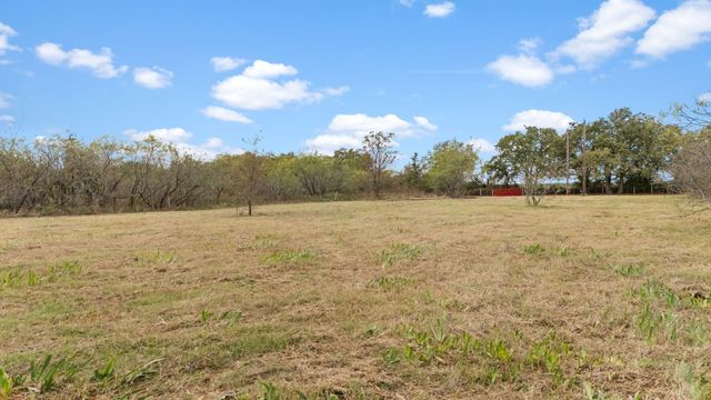 870 Wagoner Road, Waco, TX 76705