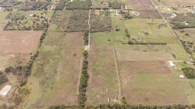 870 Wagoner Road, Waco, TX 76705