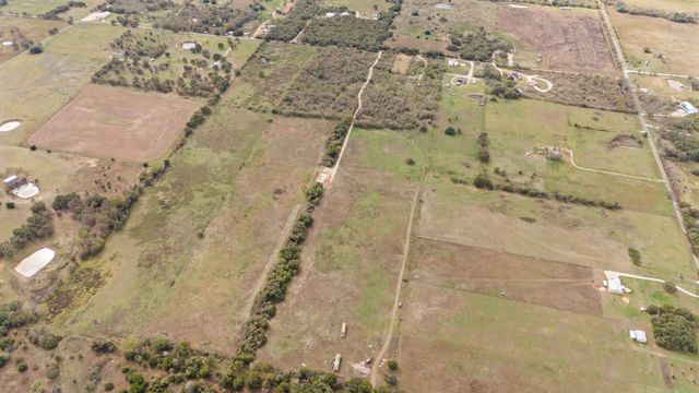 870 Wagoner Road, Waco, TX 76705