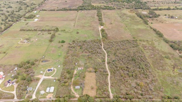 870 Wagoner Road, Waco, TX 76705