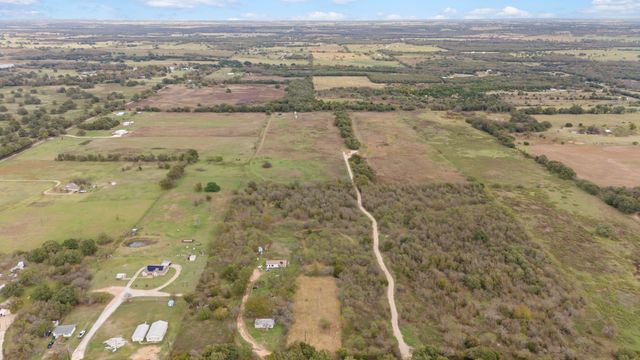 870 Wagoner Road, Waco, TX 76705