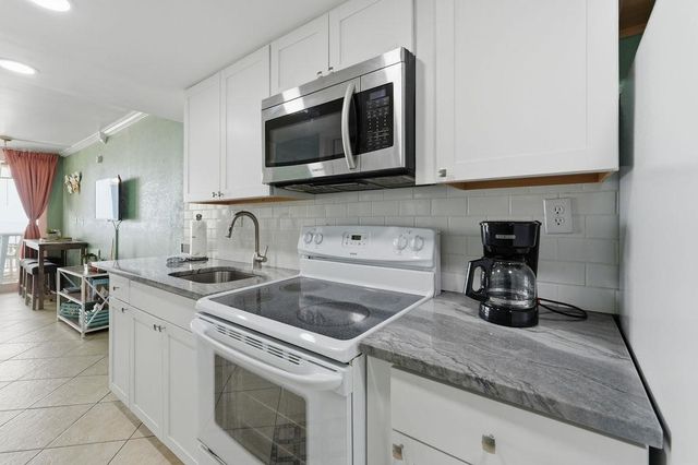 200 76th Ave N Unit 705, Myrtle Beach, SC 29572