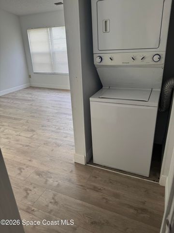 1490 Malibu Circle NE 101, Palm Bay, FL 32905