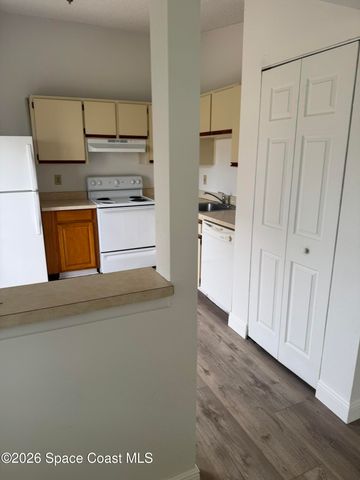 1490 Malibu Circle NE 101, Palm Bay, FL 32905