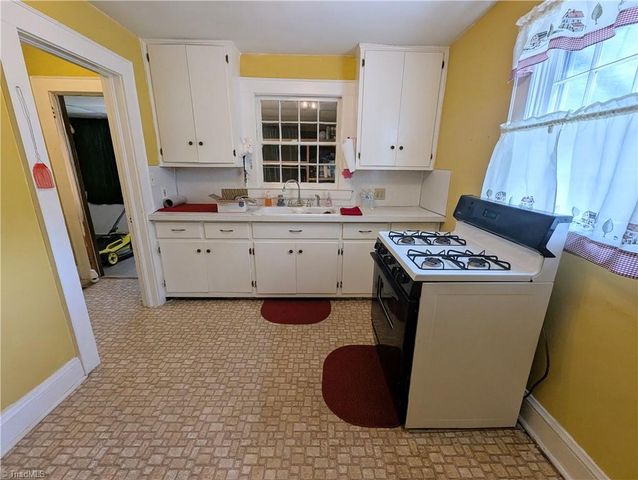 608 E Lexington Avenue, High Point, NC 27262