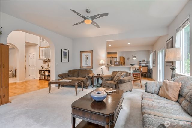 20518 SE 261st Place, Covington, WA 98042