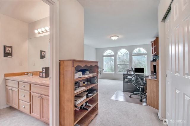 20518 SE 261st Place, Covington, WA 98042