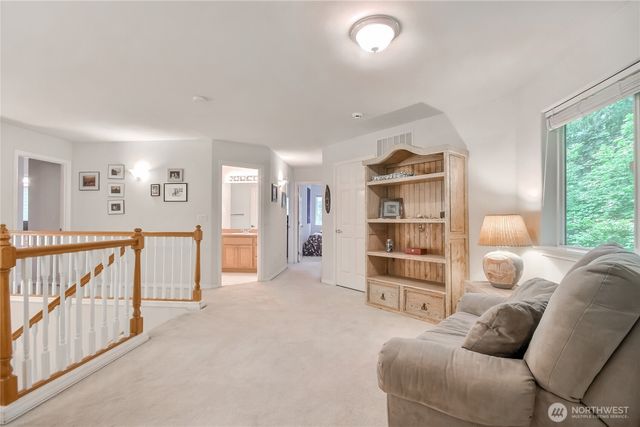 20518 SE 261st Place, Covington, WA 98042