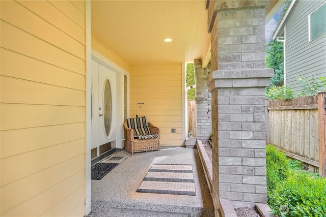 20518 SE 261st Place, Covington, WA 98042