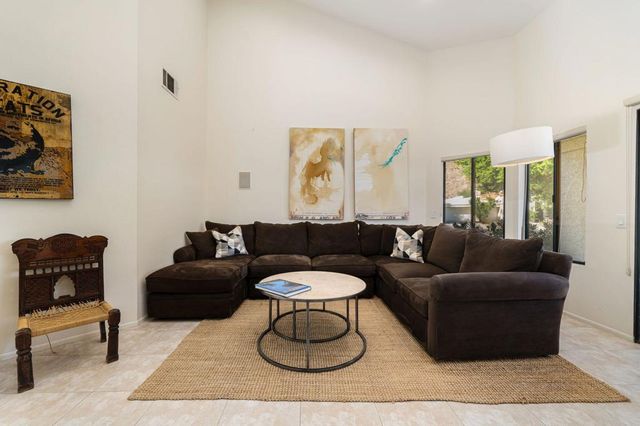 77136 Via Huerta, La Quinta, CA 92253