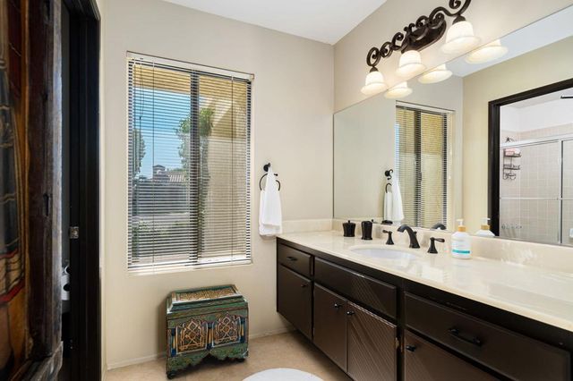 77136 Via Huerta, La Quinta, CA 92253