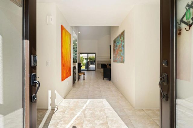 77136 Via Huerta, La Quinta, CA 92253