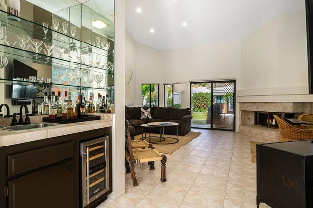 77136 Via Huerta, La Quinta, CA 92253