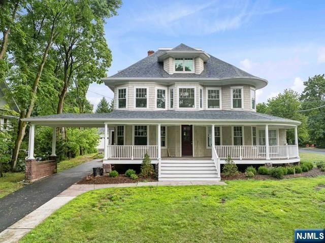 389 Spring Avenue C, Ridgewood, NJ 07450