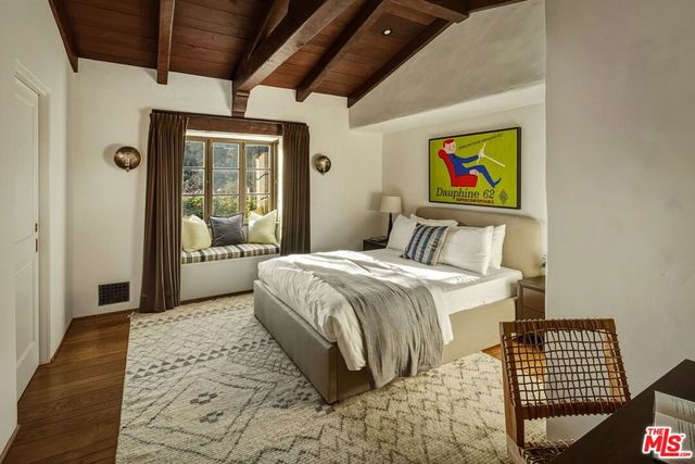 1744 Reedvale Lane, Los Angeles, CA 90049