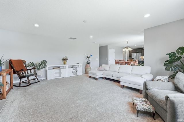 3667 Victoria Lakes Court, New Haven, IN 46774