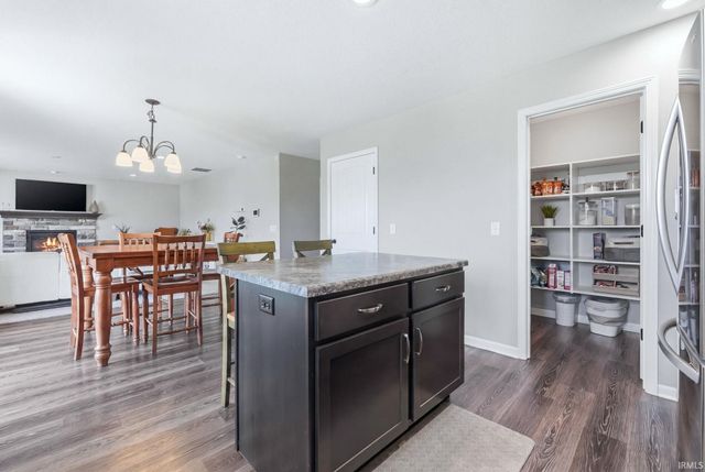 3667 Victoria Lakes Court, New Haven, IN 46774