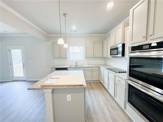 5518 Legacy Trail, Douglasville, GA 30135