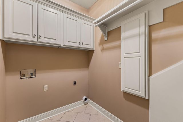 22 Bedford Forrest Ln., Hattiesburg, MS 39401