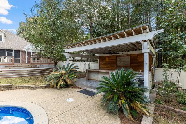 22 Bedford Forrest Ln., Hattiesburg, MS 39401