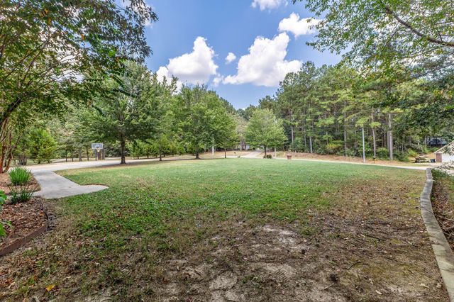 22 Bedford Forrest Ln., Hattiesburg, MS 39401