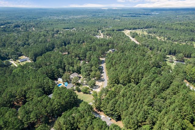 22 Bedford Forrest Ln., Hattiesburg, MS 39401