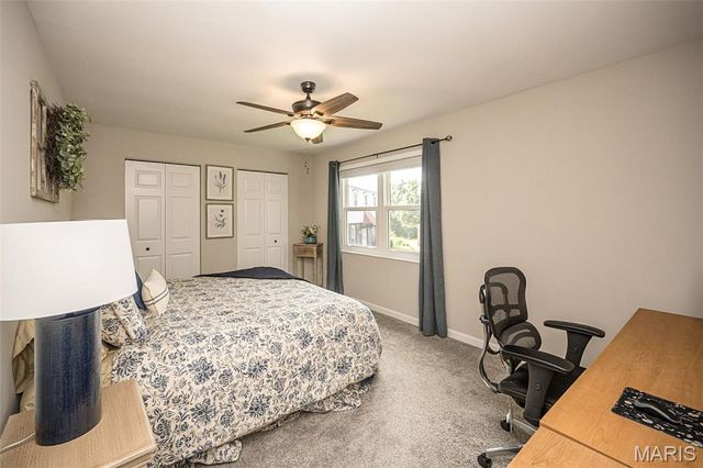 583 Princeway Court, Manchester, MO 63011