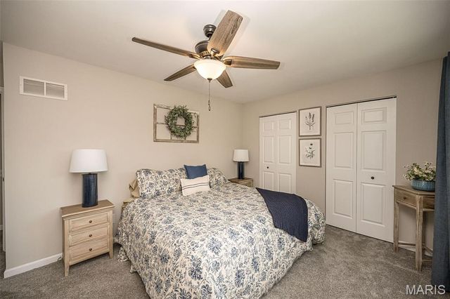 583 Princeway Court, Manchester, MO 63011