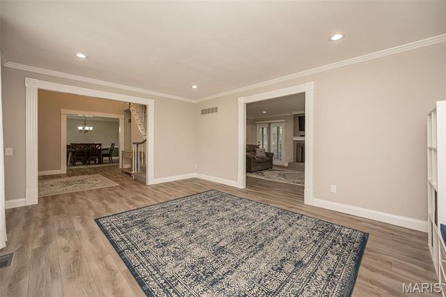 583 Princeway Court, Manchester, MO 63011