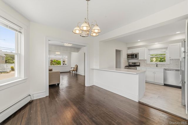 208 Third Avenue, Pelham, NY 10803
