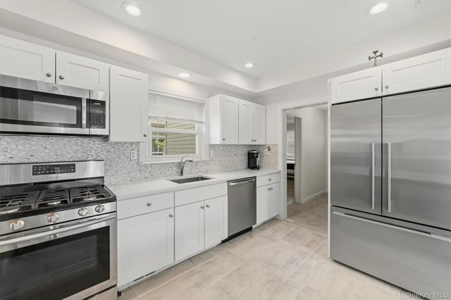 208 Third Avenue, Pelham, NY 10803