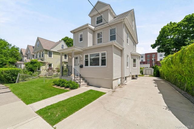 208 Third Avenue, Pelham, NY 10803