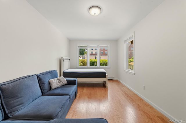208 Third Avenue, Pelham, NY 10803