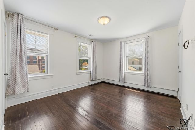 208 Third Avenue, Pelham, NY 10803