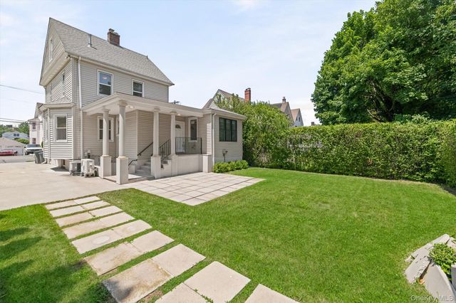 208 Third Avenue, Pelham, NY 10803