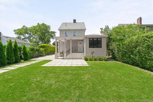 208 Third Avenue, Pelham, NY 10803