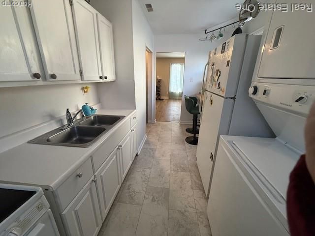 27732 Dartmouth Street, Madison Heights, MI 48071