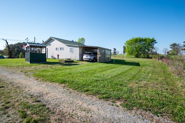 1107 Summer City Rd, Pikeville, TN 37367