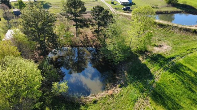 1107 Summer City Rd, Pikeville, TN 37367