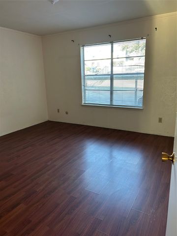 6630 Eastridge Drive 132, Dallas, TX 75231