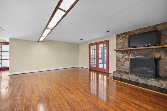2075 Greentree Drive, Richmond, KY 40475