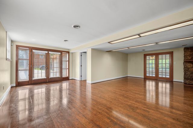 2075 Greentree Drive, Richmond, KY 40475