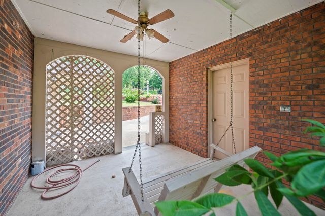 2075 Greentree Drive, Richmond, KY 40475