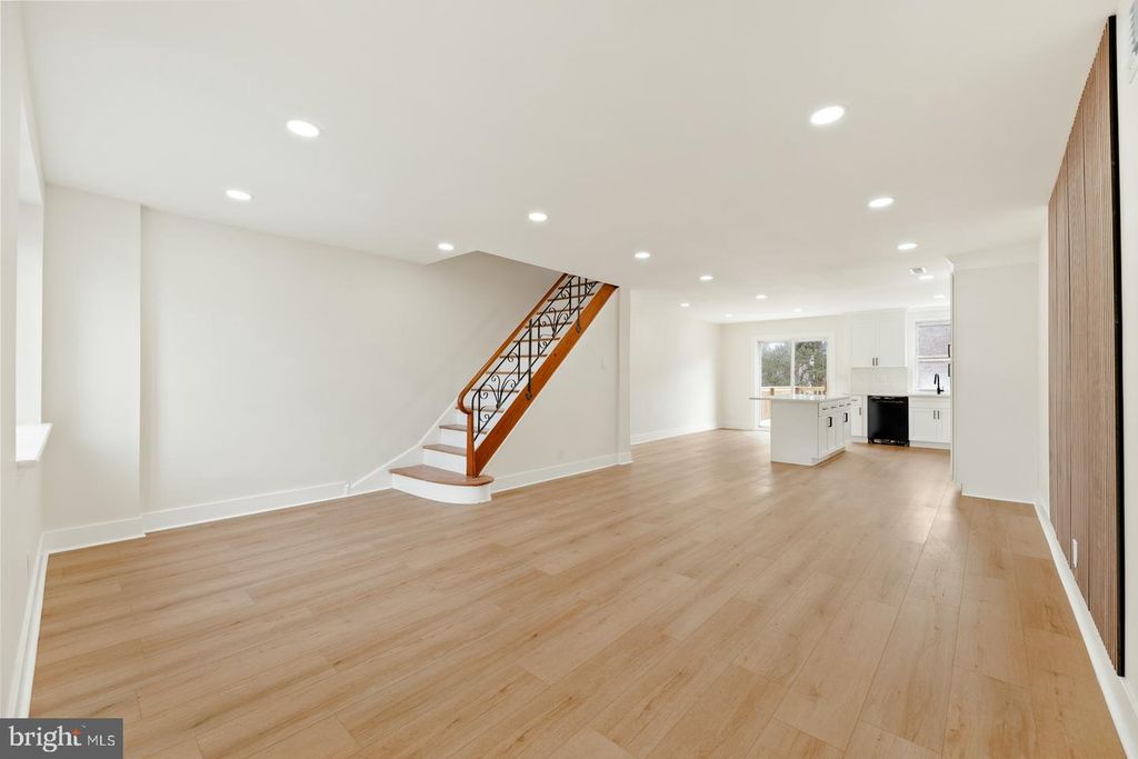 120 E 65TH AVE, Philadelphia, PA 19120 — photo 4
